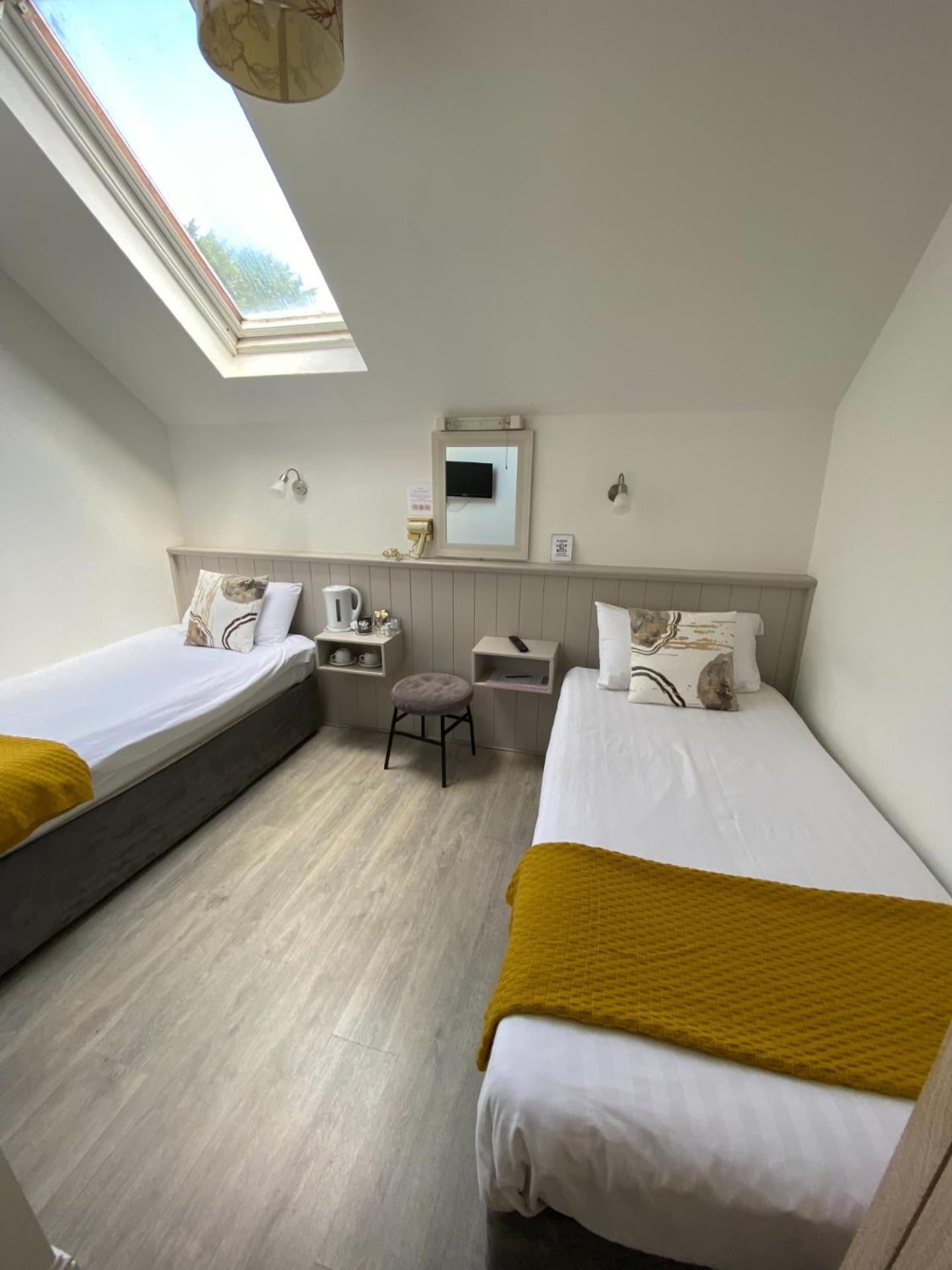 The Town House Hotel Naas Exterior photo